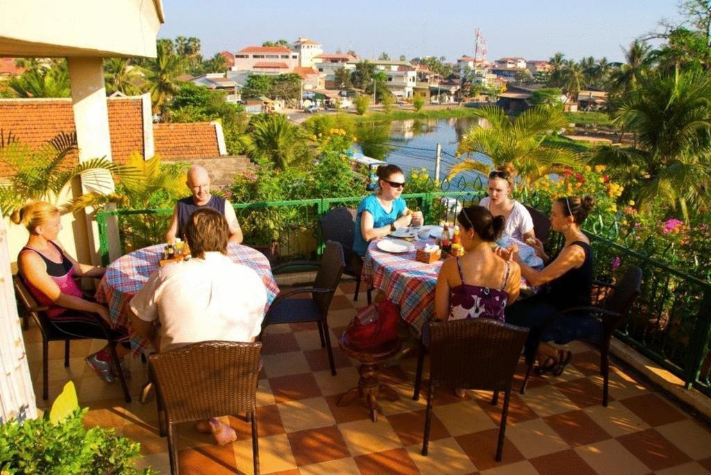 Siem Reap Riverside Hotel Екстериор снимка