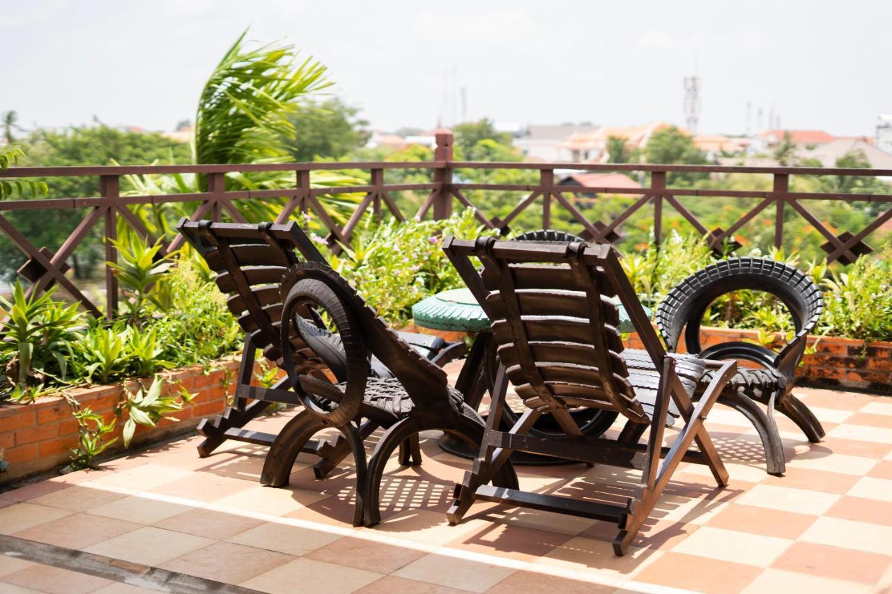 Siem Reap Riverside Hotel Екстериор снимка