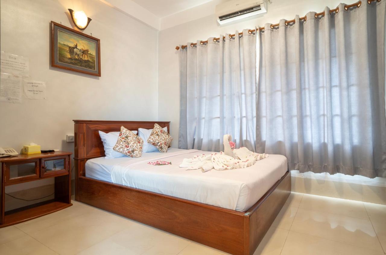 Siem Reap Riverside Hotel Екстериор снимка