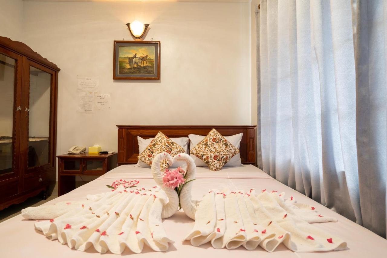 Siem Reap Riverside Hotel Екстериор снимка