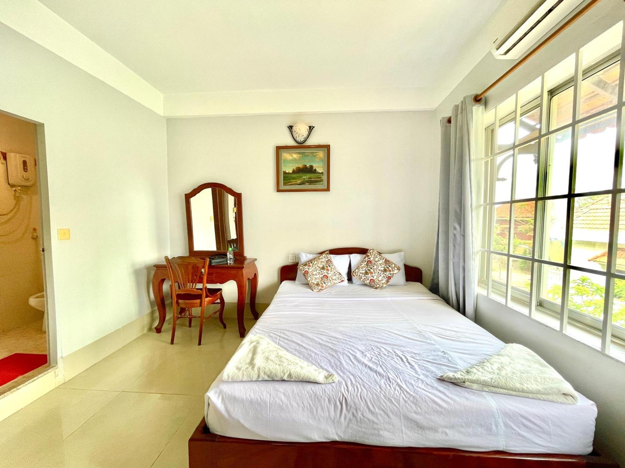 Siem Reap Riverside Hotel Екстериор снимка