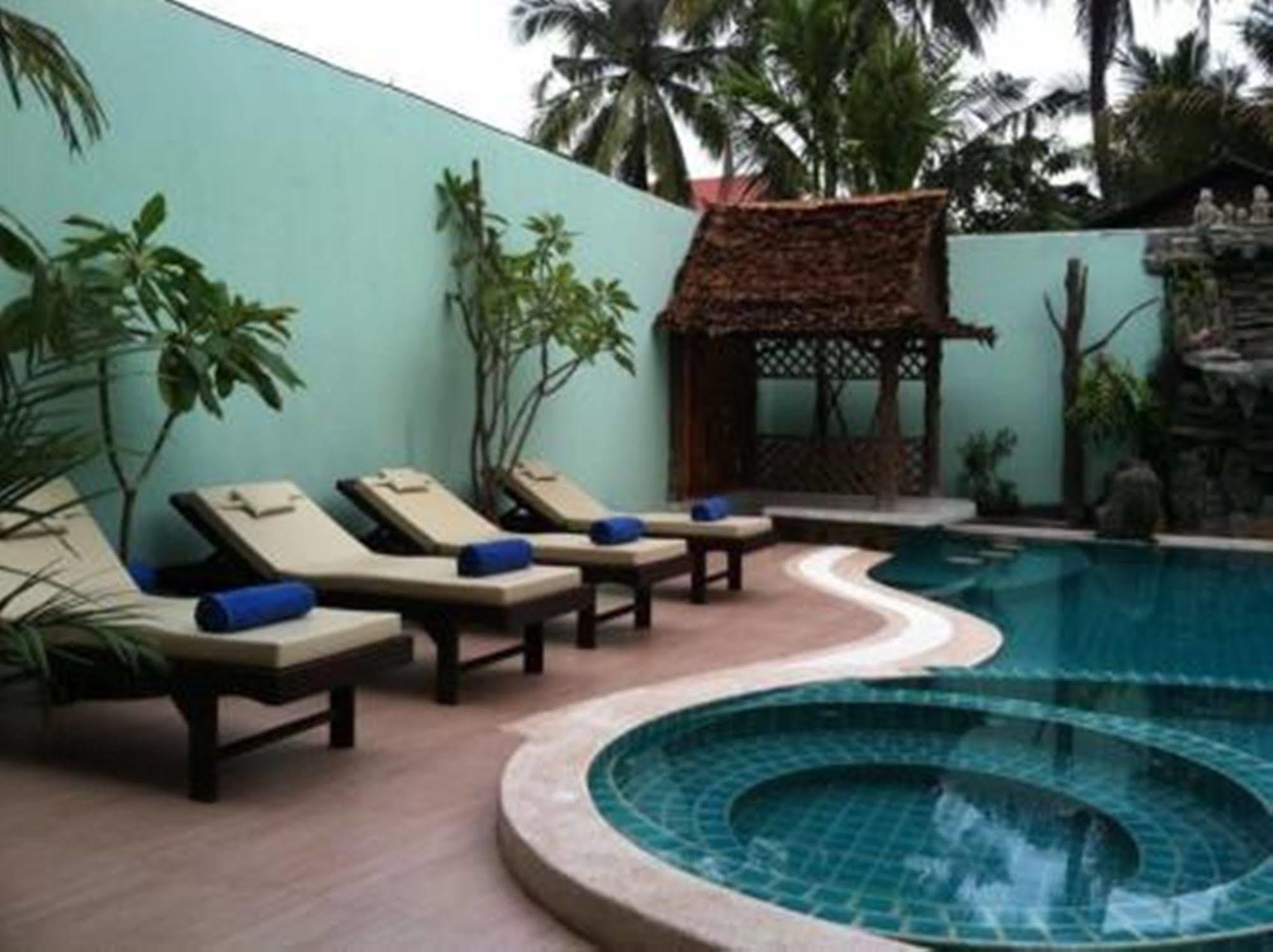 Siem Reap Riverside Hotel Екстериор снимка