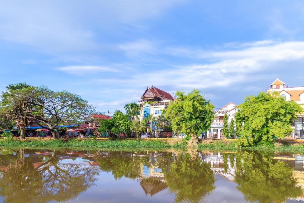 Siem Reap Riverside Hotel Екстериор снимка